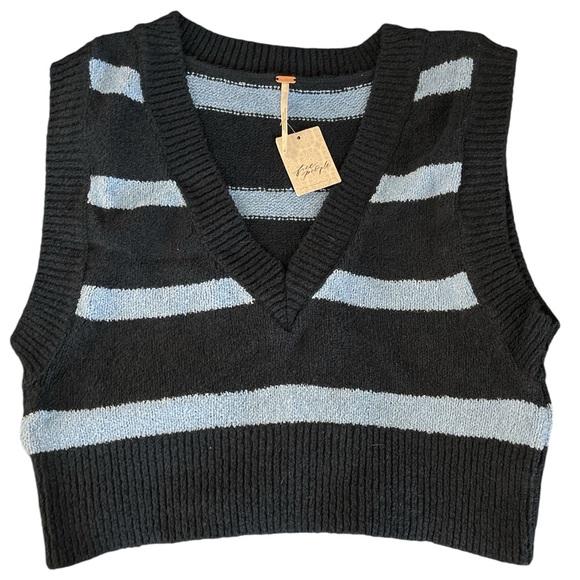 Free People Tops - Free People Santa Monica Cropped Vest in Navy/Dusk Combo Size XS NWT